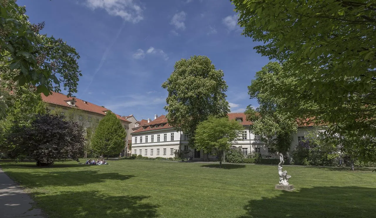 Bohemian Spirit Of Kampa Appartamento Praga